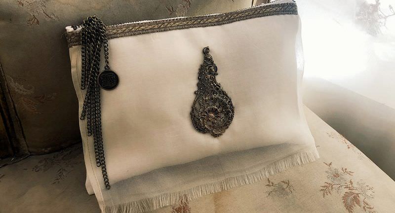bolso blanco tba invitadas 2020