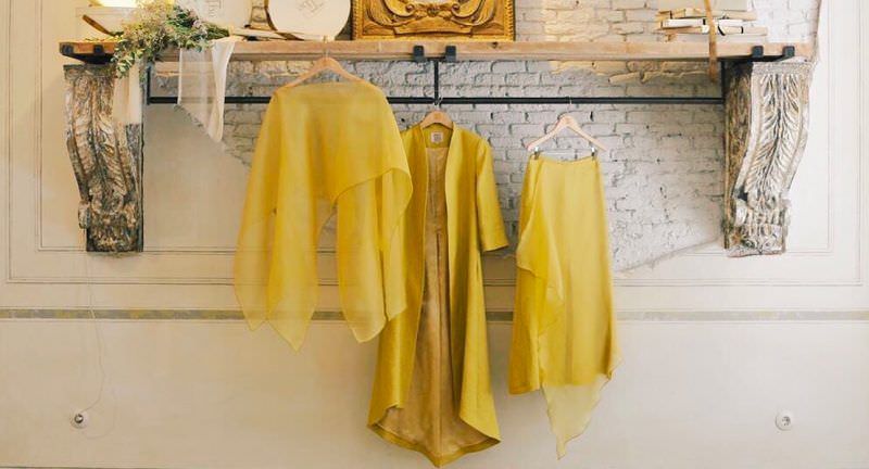 prendas en amarillo tba